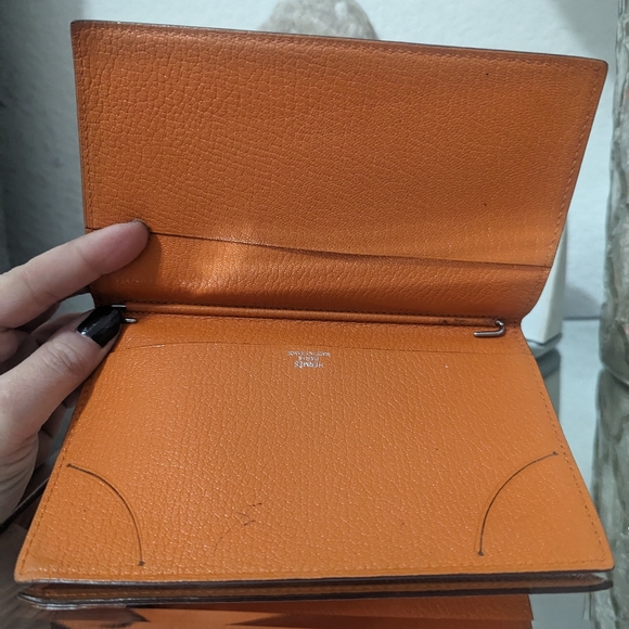Authentic Hermes checkbook case - Picture 4 of 4